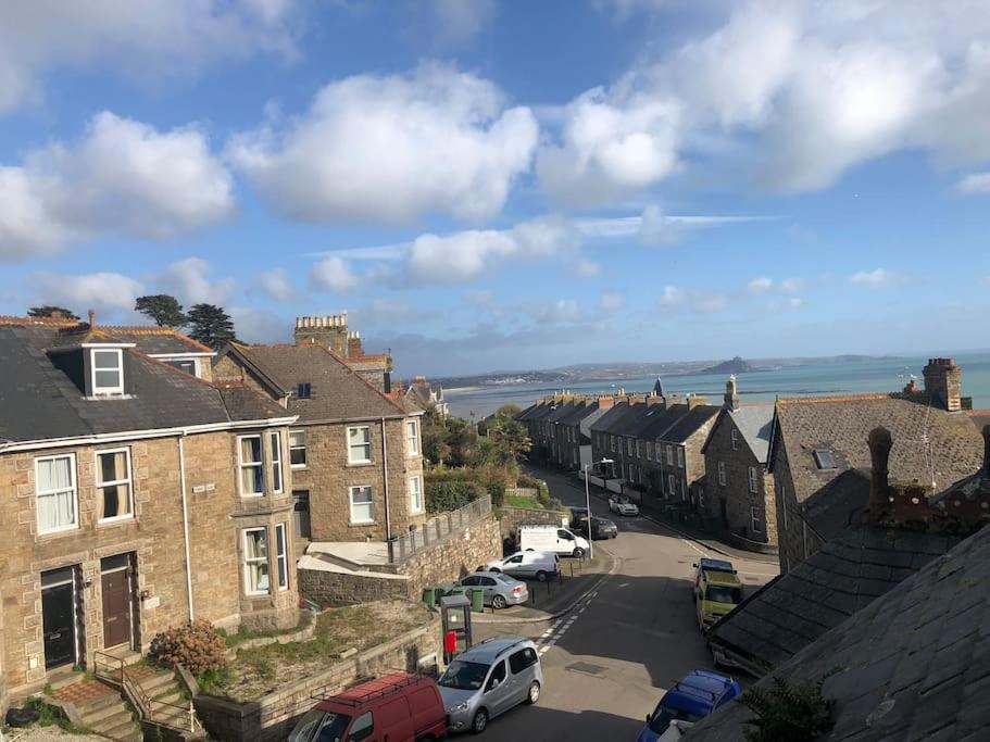 Modern Attic Studio Apartment With Harbour Views Penzance Eksteriør bilde
